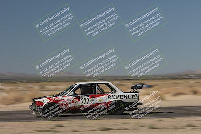 media/Oct-12-2025-Lucky Dog Racing (Sun) [[8adb5568ea]]/1-First Stint/5-Speed Pans/